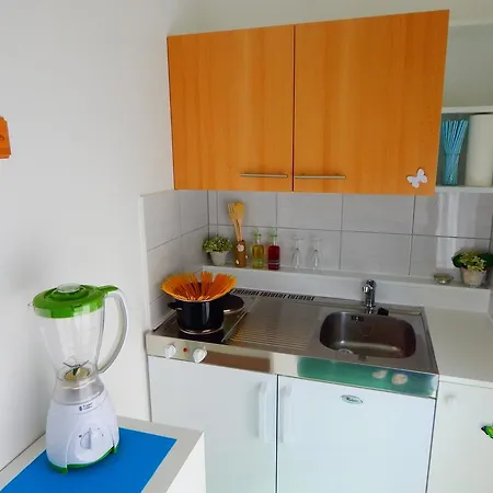 & Marinka Apartman Zára