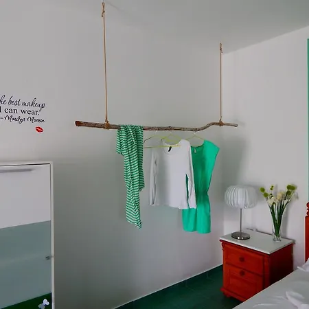 & Marinka Apartman Zára