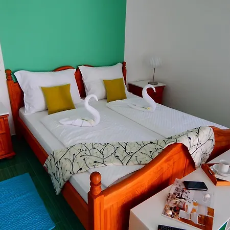 & Marinka Apartman *