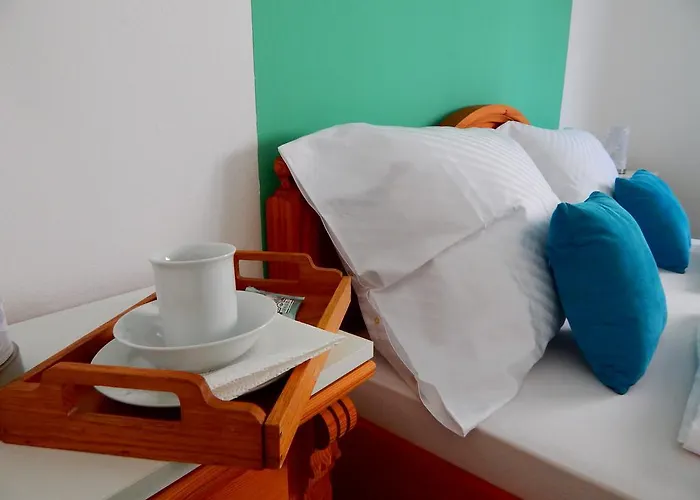 & Marinka * 扎达尔